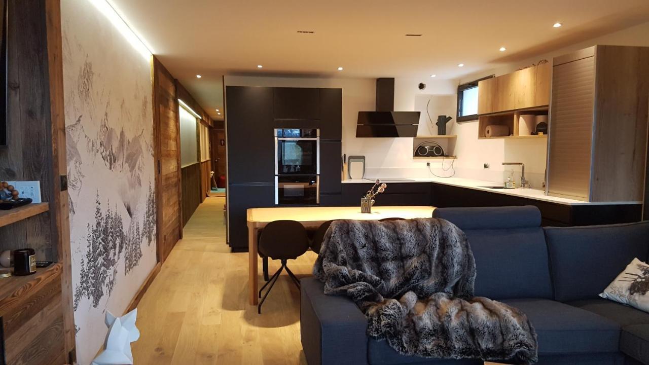 spot, exceptl 80 m2, centre Alpe d Huez, ski au pied, Ménandière, 8 pers, 3ch, 3sdb Alpe dʼHuez Extérieur photo